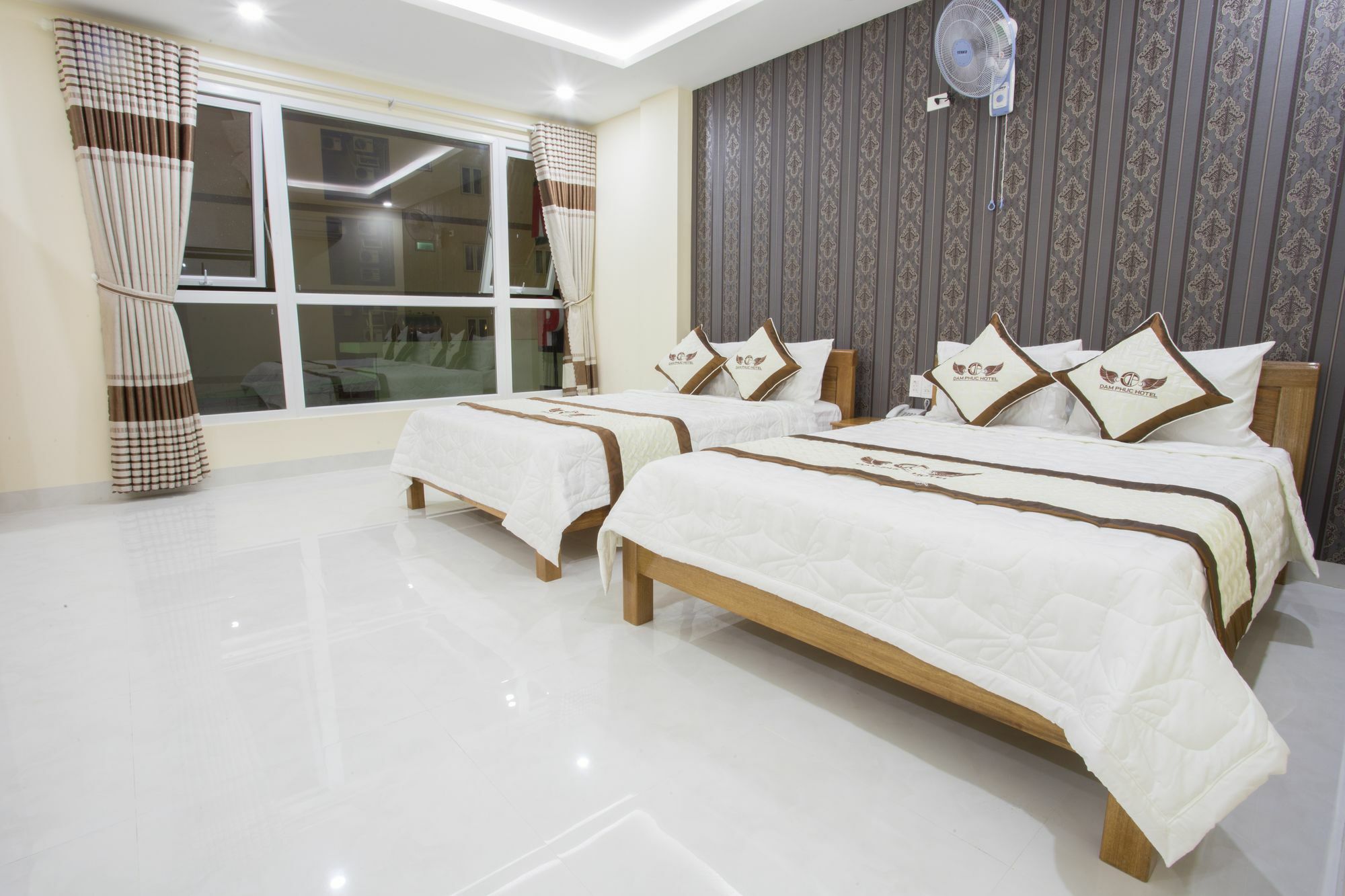 Khach San Dam Phuc Da Nang Hotel Bagian luar foto